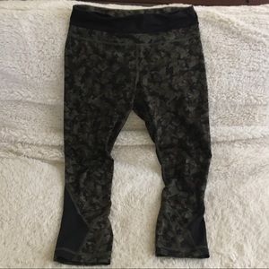 Lululemon Camp leggings